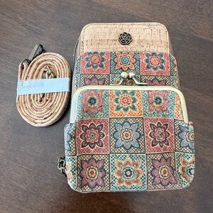 Cork Floral Crossbody Wallet w Kiss Lock Coin Pocket